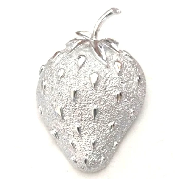SARAH COVENTRY VINTAGE 1968 SILVER-TONE WHITE "STRAWBERRY ICE" 1x2" BROOCH PIN - Picture 1 of 6